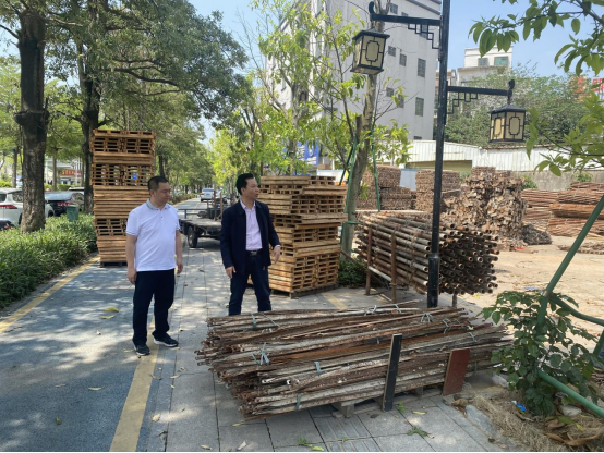 王昌龄到海滨街道督导风貌管控提升工作154.png
