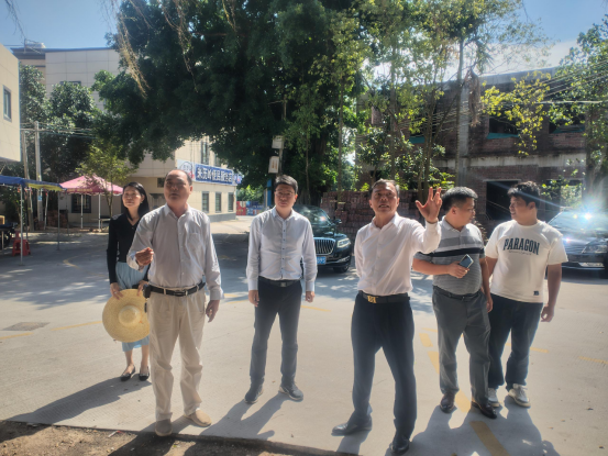 1762422649804623.png 陈勇到覃巴镇督导“百千万工程”典型镇“七个一”项目及米历岭村建设660.png