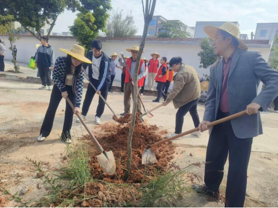 大山江街道人大：全民植绿绘新景 人大代表展担当559.png