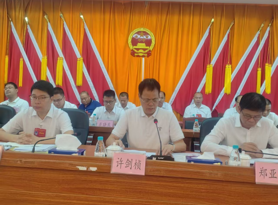 【镇街人大】覃巴镇人大：覃巴镇第十八届人民代表大会第十次会议顺利召开384.png