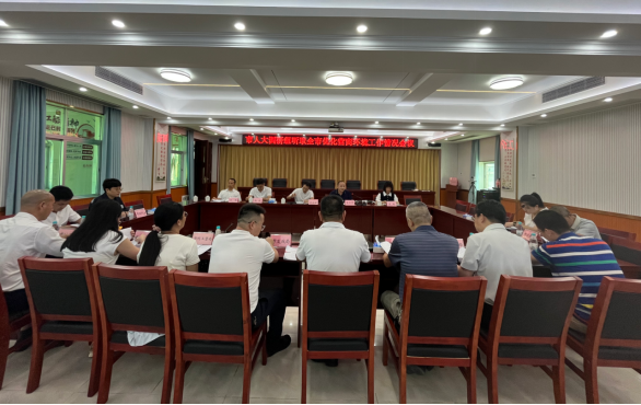 许剑桢率队调研我市优化营商环境工作情况133.png