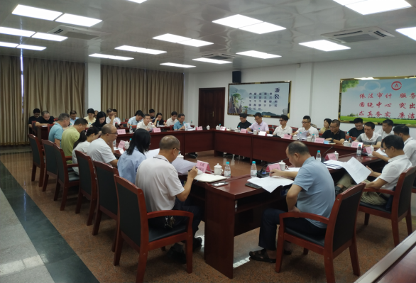 许剑桢率队调研我市2024年财政预算及其他财政收支审计查出问题整改情况233.png