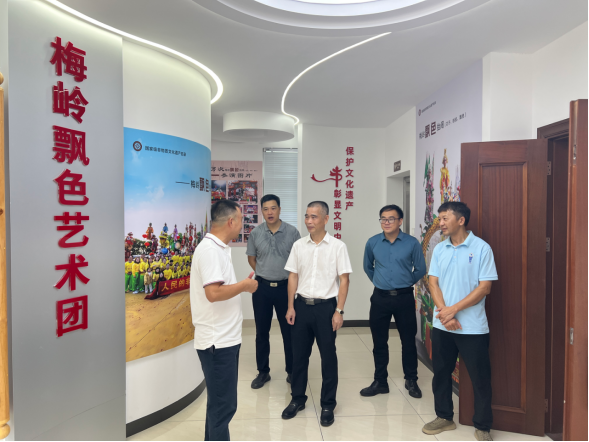（新闻稿）吴观轩率队检查《湛江市文明行为促进条例》贯彻实施情况364.png