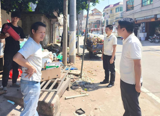 【镇街人大】吴阳镇人大：人大代表督导人居环境整治 助力典型村建设提质提速225.png