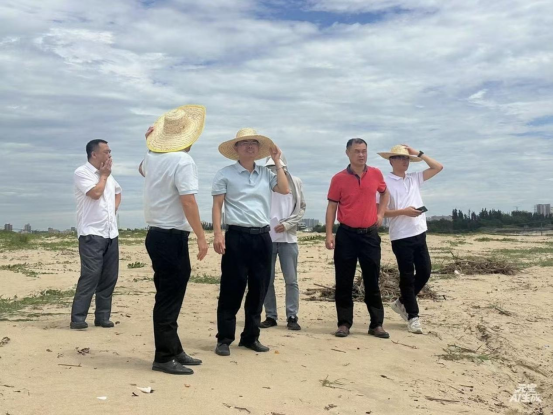 钟维炎到塘尾街道调研人大代表联络站建设、安全生产、岸线保护与利用管理等工作900.png